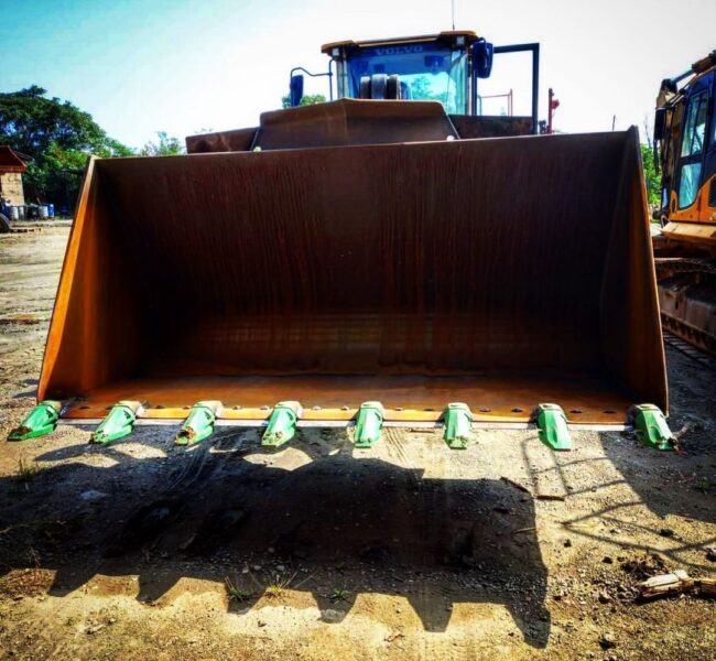 Utovarivač korpa - novi ultralok esco zubi -comterra