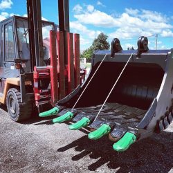 HDVX Korpa za Volvo 300ec - prednja strana