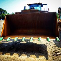 Utovarivač korpa - novi ultralok esco zubi -comterra